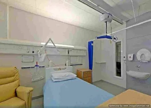 An example of a single hospital room.